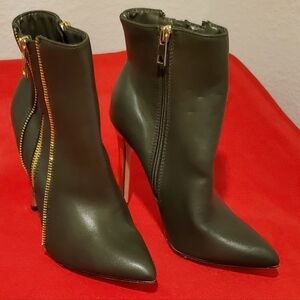 CATHERINE'S women's size 7.5 ankle boots